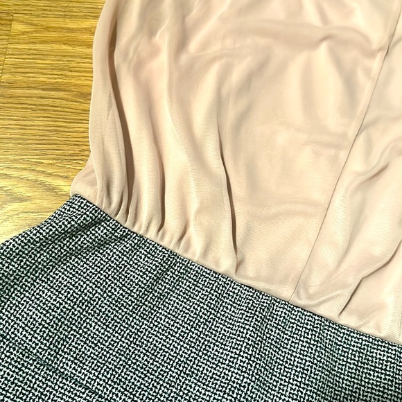 Like new - pink and houndstooth MIDI dress, size 12P - Picture 5 of 7